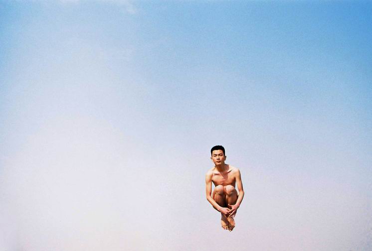 Ren Hang’s Memorial Solo Exhibition “Beauty without Beards” at Modern Art Base, Shanghai